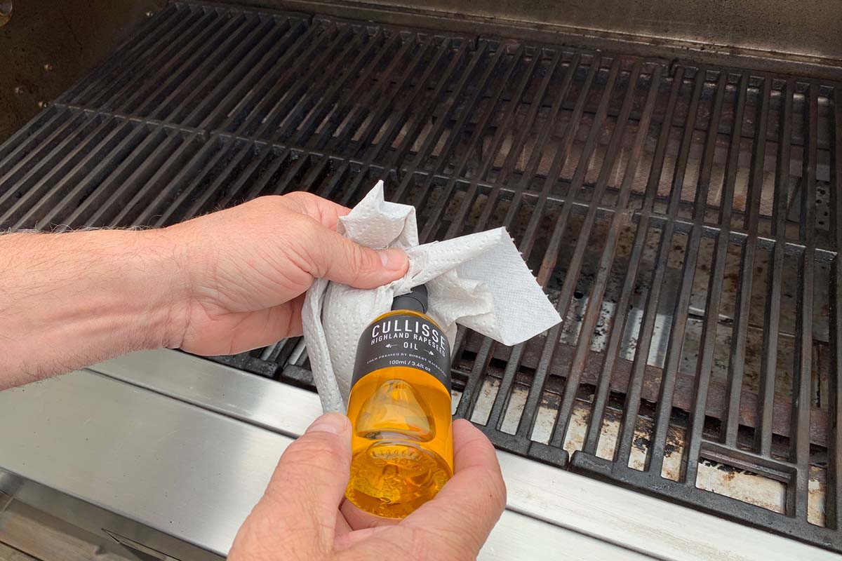 Grillgaller oljas in